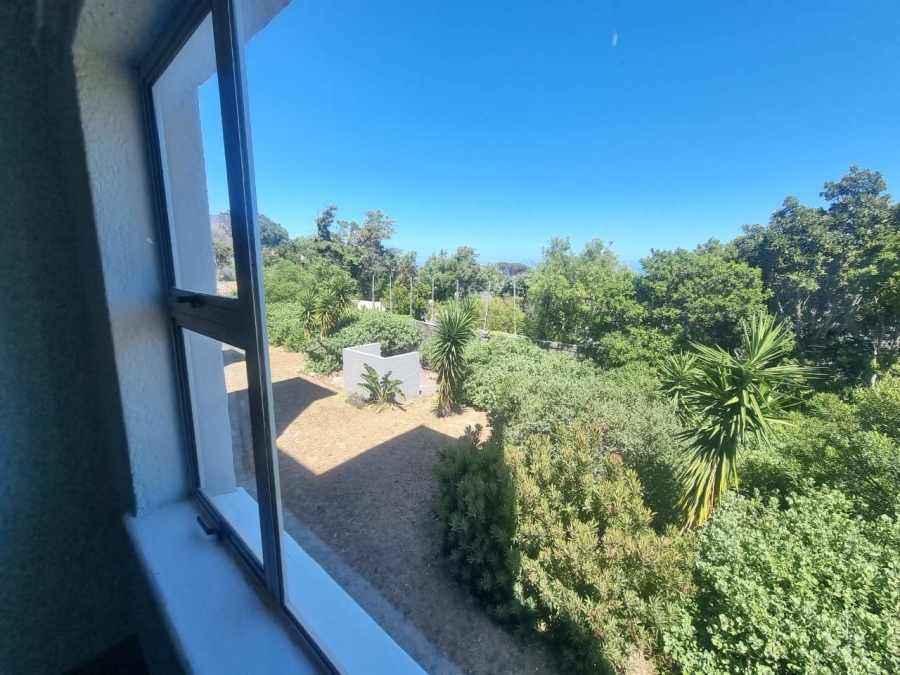 To Let 2 Bedroom Property for Rent in Camps Bay Western Cape